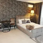 Millennium Complex 4*