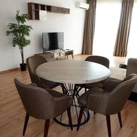 Aparthotel Millennium Complex 4*