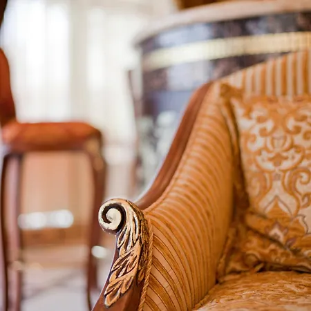 Millennium Complex 스베티 블라스