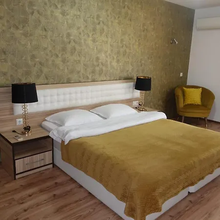 아파트호텔 Millennium Complex 4*