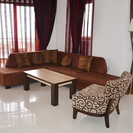 Millennium Complex 아파트호텔